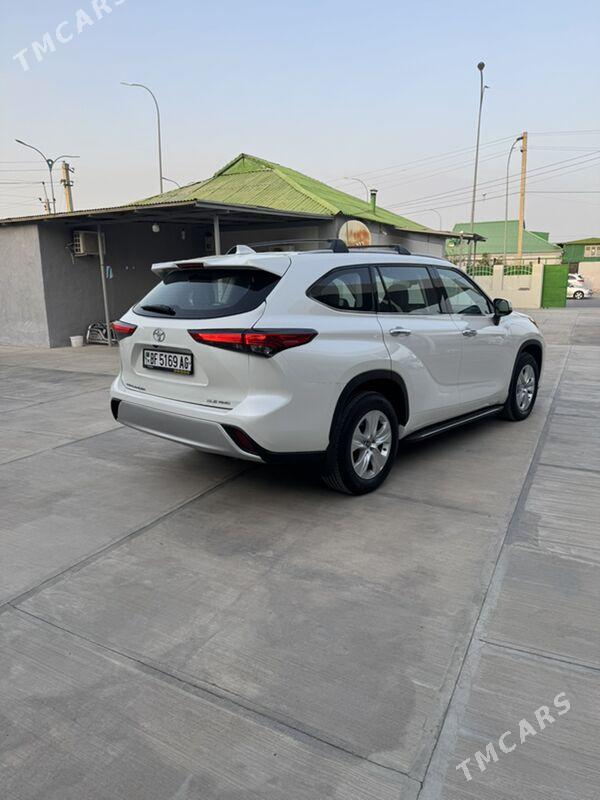 Toyota Highlander 2022 - 540 000 TMT - Ашхабад - img 3