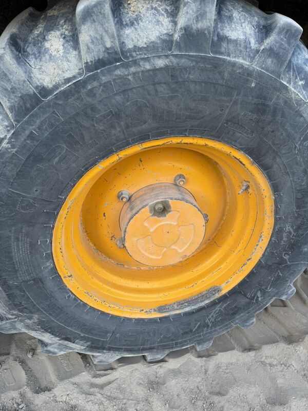 JCB teker 4 500 TMT - Аркадаг - img 4