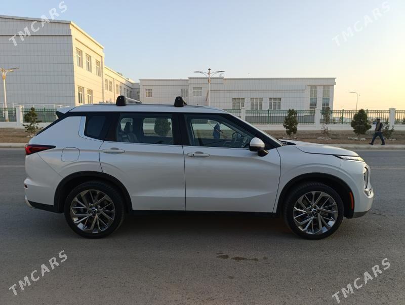 Mitsubishi Outlander 2022 - 400 000 TMT - Гуртли - img 4