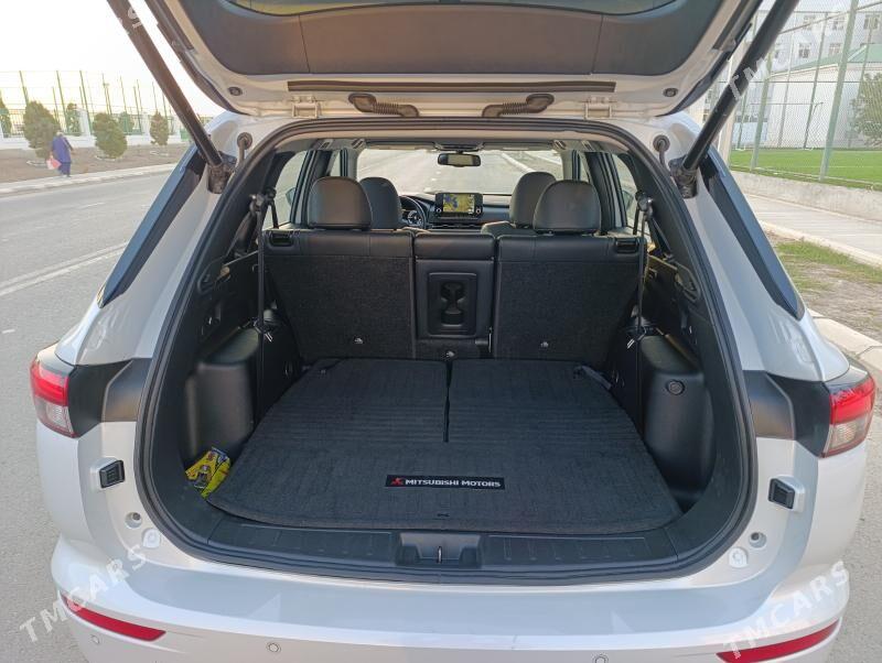 Mitsubishi Outlander 2022 - 400 000 TMT - Гуртли - img 8