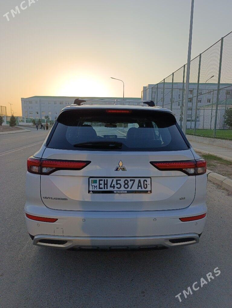 Mitsubishi Outlander 2022 - 400 000 TMT - Гуртли - img 2