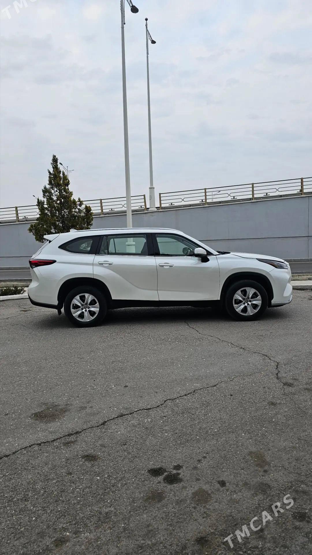 Toyota Highlander 2021 - 420 000 TMT - Ашхабад - img 3