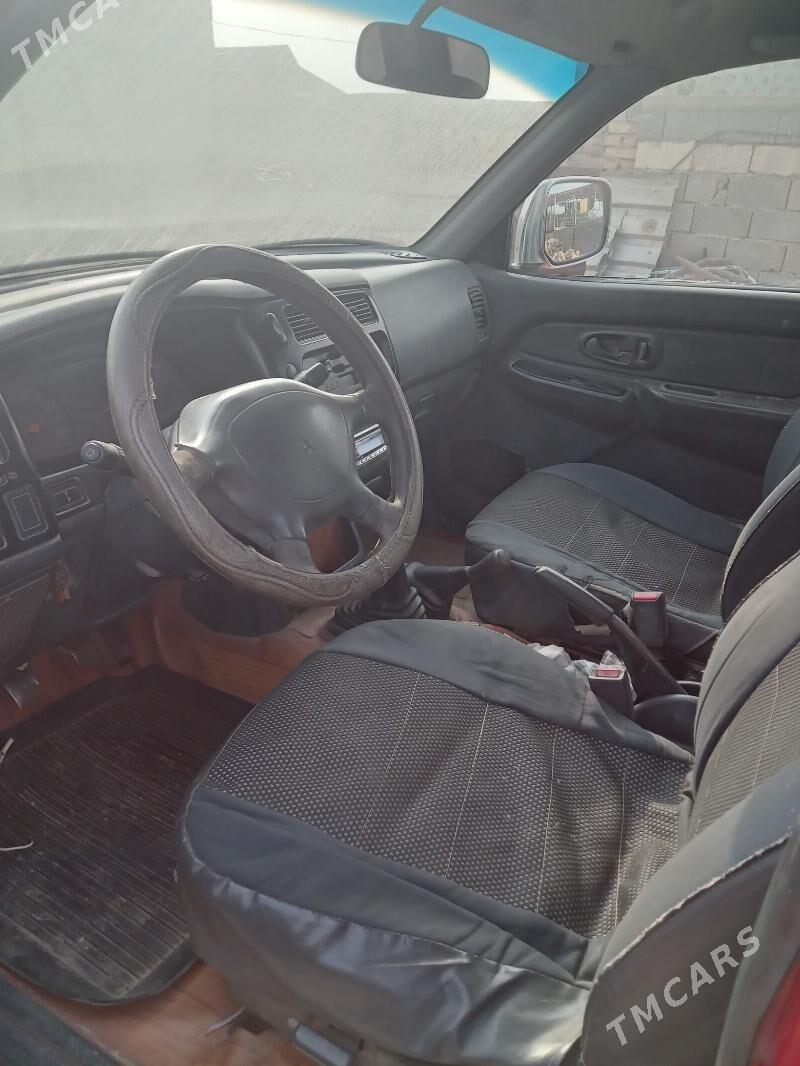Mitsubishi L200 2006 - 50 000 TMT - Джебел - img 3