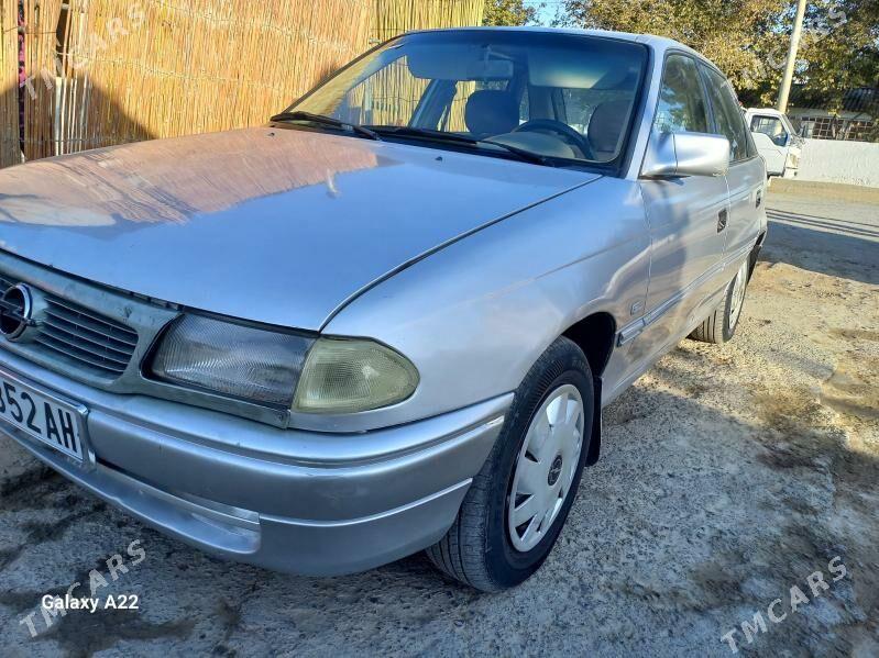 Opel Astra 1992 - 36 000 TMT - Анев - img 2