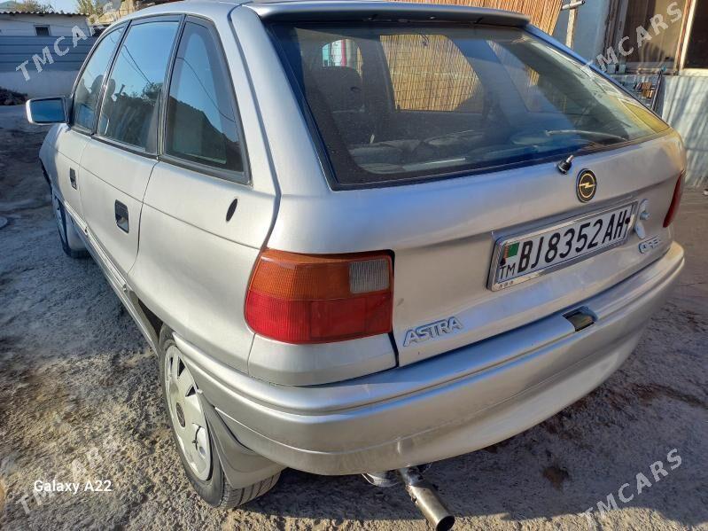 Opel Astra 1992 - 36 000 TMT - Анев - img 3