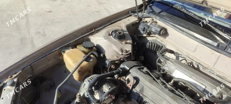 Toyota Camry 1993 - 70 000 TMT - Ёлётен - img 9