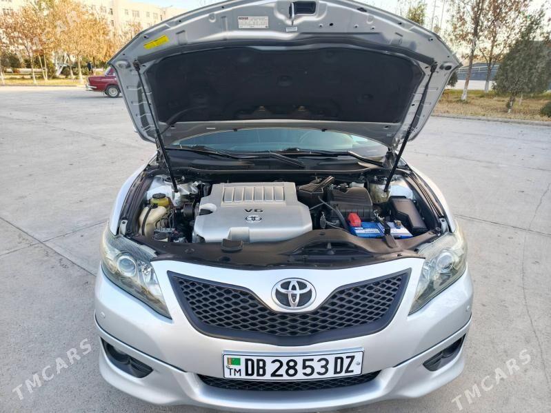 Toyota Camry 2011 - 290 000 TMT - Дашогуз - img 9