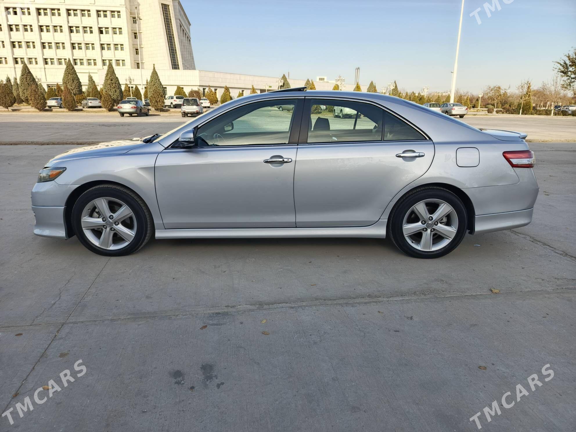 Toyota Camry 2011 - 290 000 TMT - Дашогуз - img 5