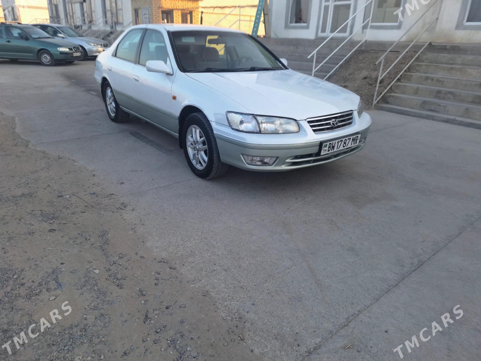 Toyota Camry 2001 - 140 000 TMT - Mary - img 3