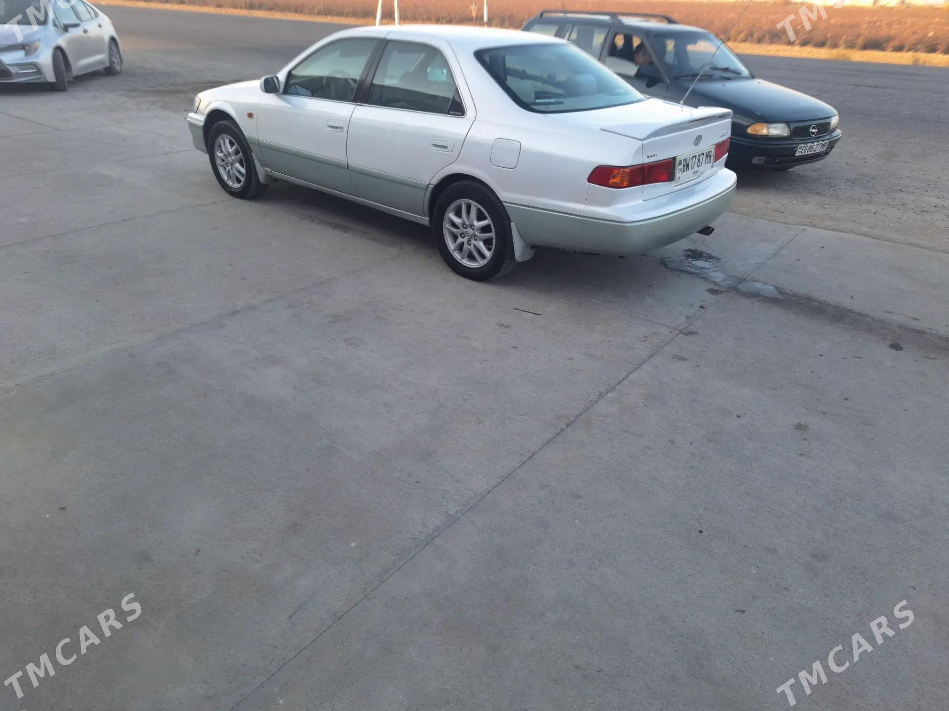 Toyota Camry 2001 - 140 000 TMT - Mary - img 5