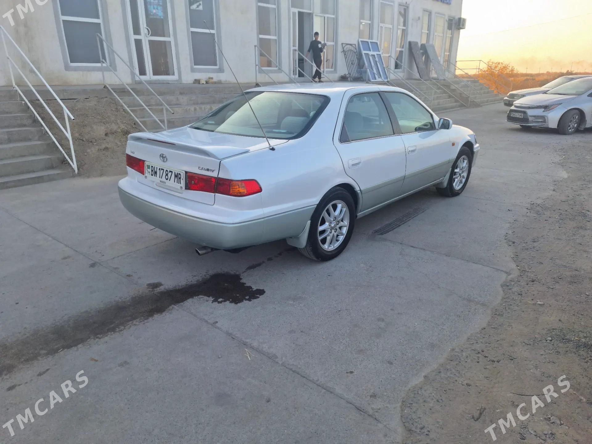 Toyota Camry 2001 - 140 000 TMT - Mary - img 4