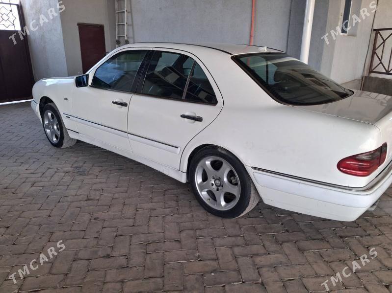 Mercedes-Benz E420 1996 - 48 000 TMT - Baýramaly - img 5
