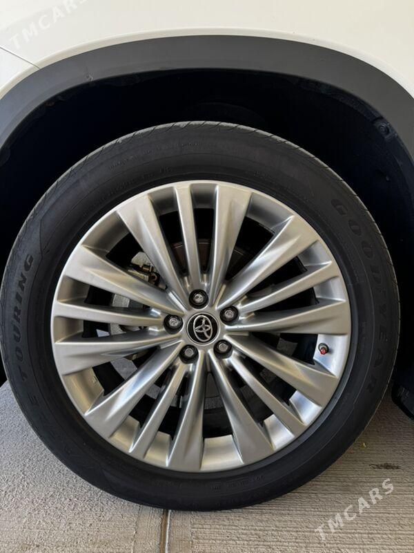 Toyota Highlander 2021 - 680 000 TMT - Гарадамак Шор - img 9