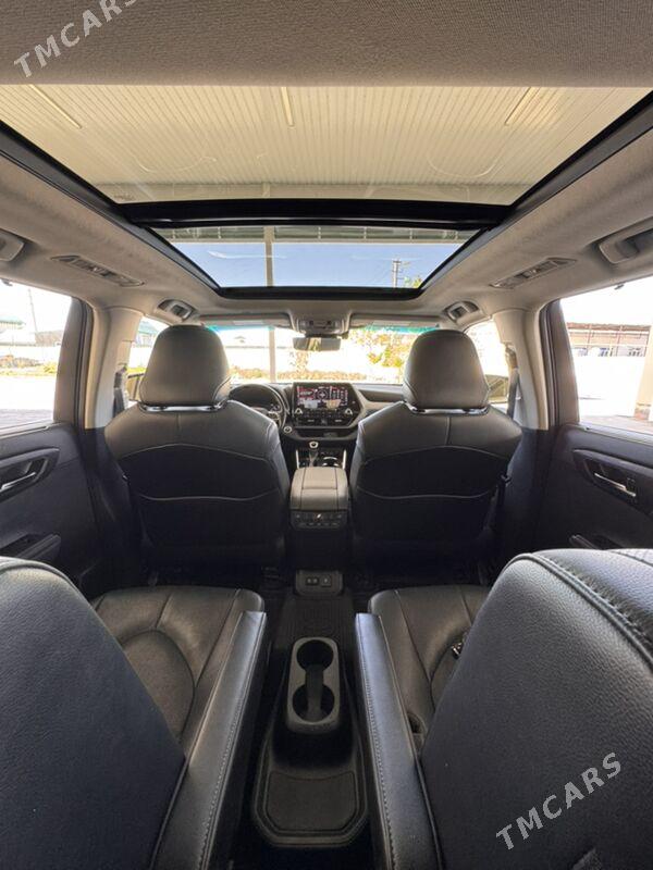 Toyota Highlander 2021 - 680 000 TMT - Гарадамак Шор - img 2