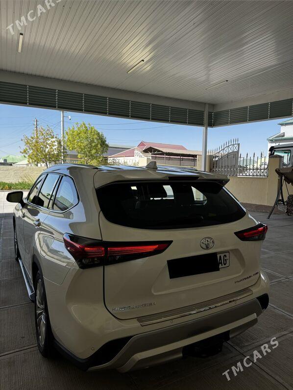 Toyota Highlander 2021 - 680 000 TMT - Гарадамак Шор - img 7