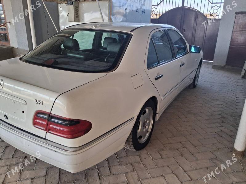 Mercedes-Benz E420 1996 - 48 000 TMT - Baýramaly - img 4