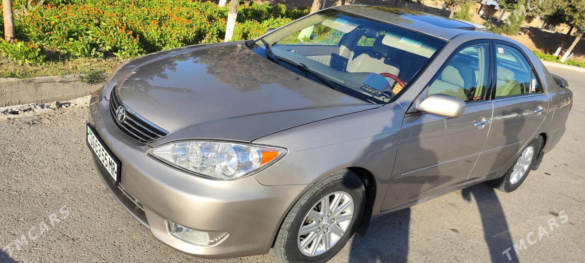 Toyota Camry 2004 - 210 000 TMT - Байрамали - img 4