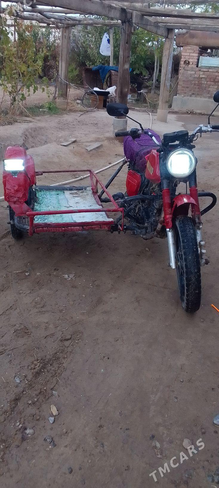 Iž Planeta 5 1995 - 7 000 TMT - Tejen - img 2