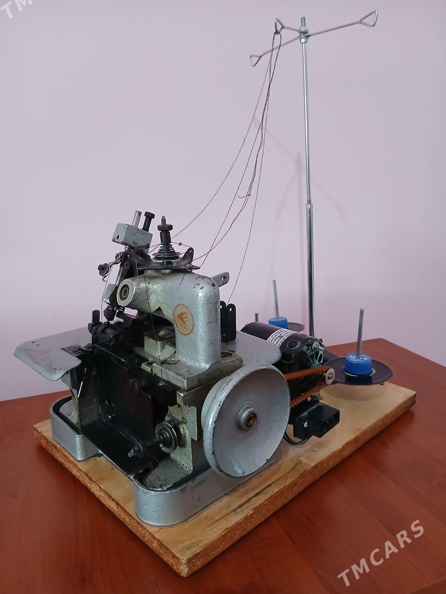 Оверлок машын. - Atatürk köç. - img 2