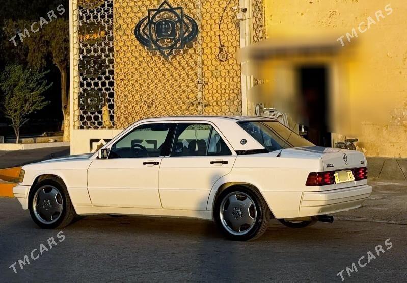 Mercedes-Benz 230E 1997 - 90 000 TMT - Aşgabat - img 2