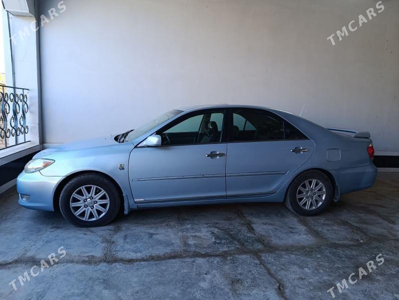Toyota Camry 2003 - 180 000 TMT - Çärjew - img 2
