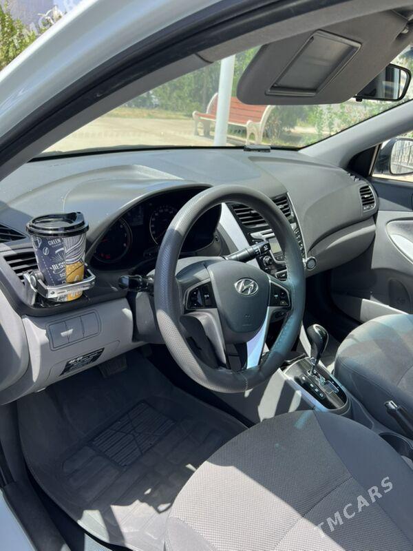Hyundai Accent 2012 - 149 000 TMT - Ашхабад - img 4