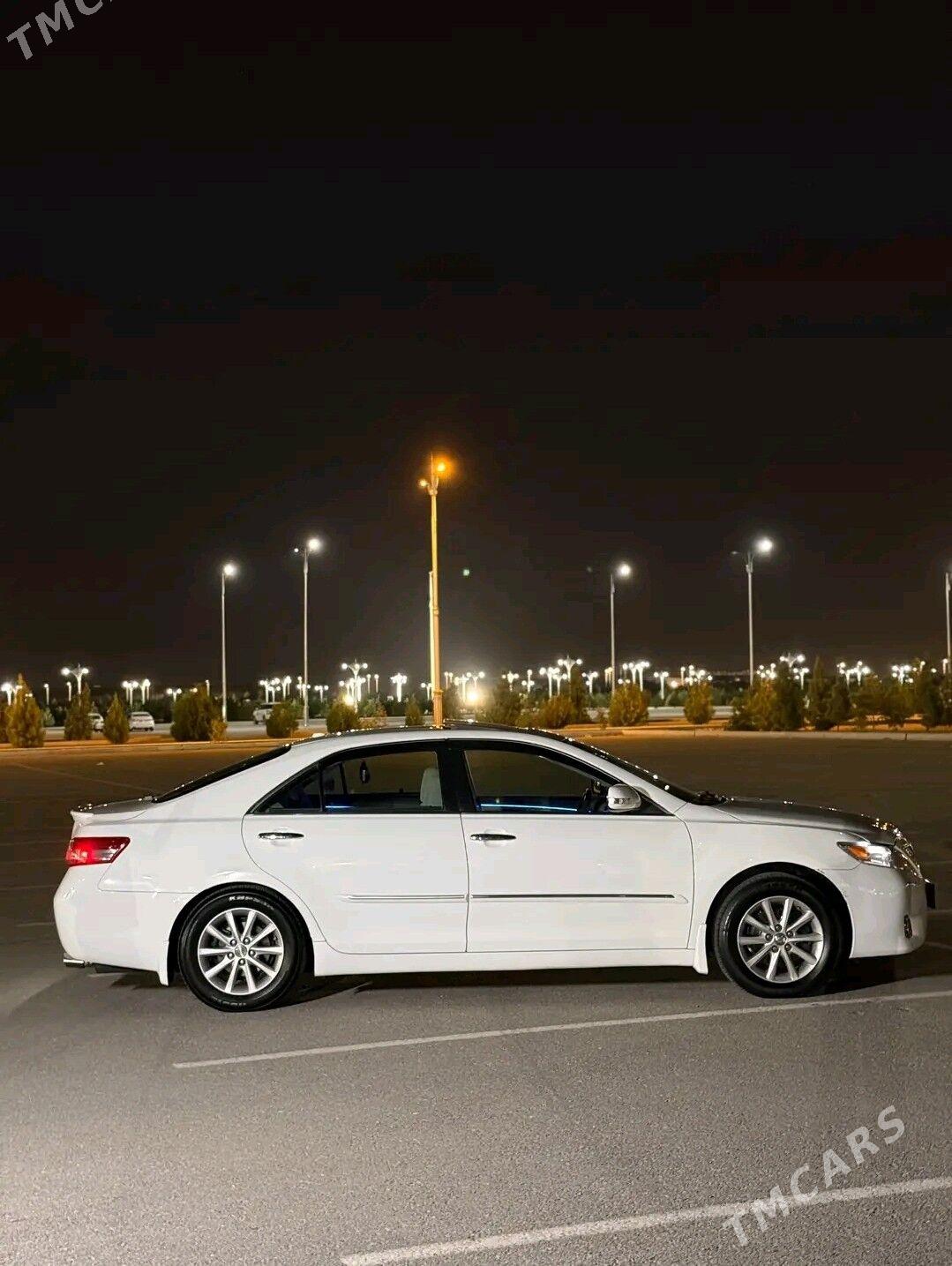 Toyota Camry 2010 - 210 000 TMT - Ак-Бугдайский этрап - img 1