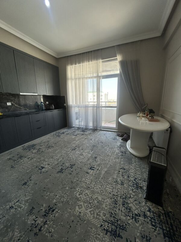 Gurtly  - Gurtly - img 2