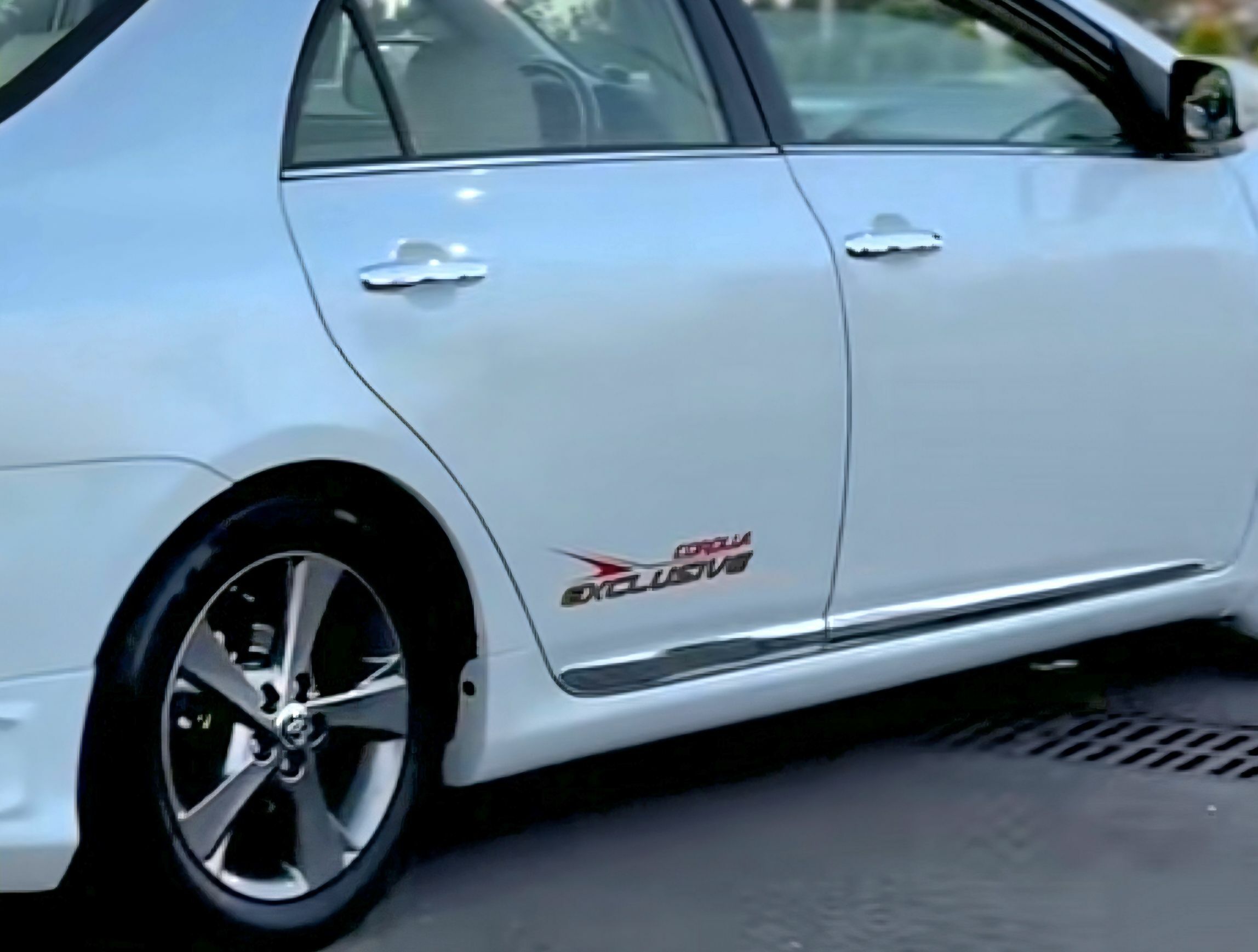 Corolla Exclusive 90 TMT - Хитровка - img 1