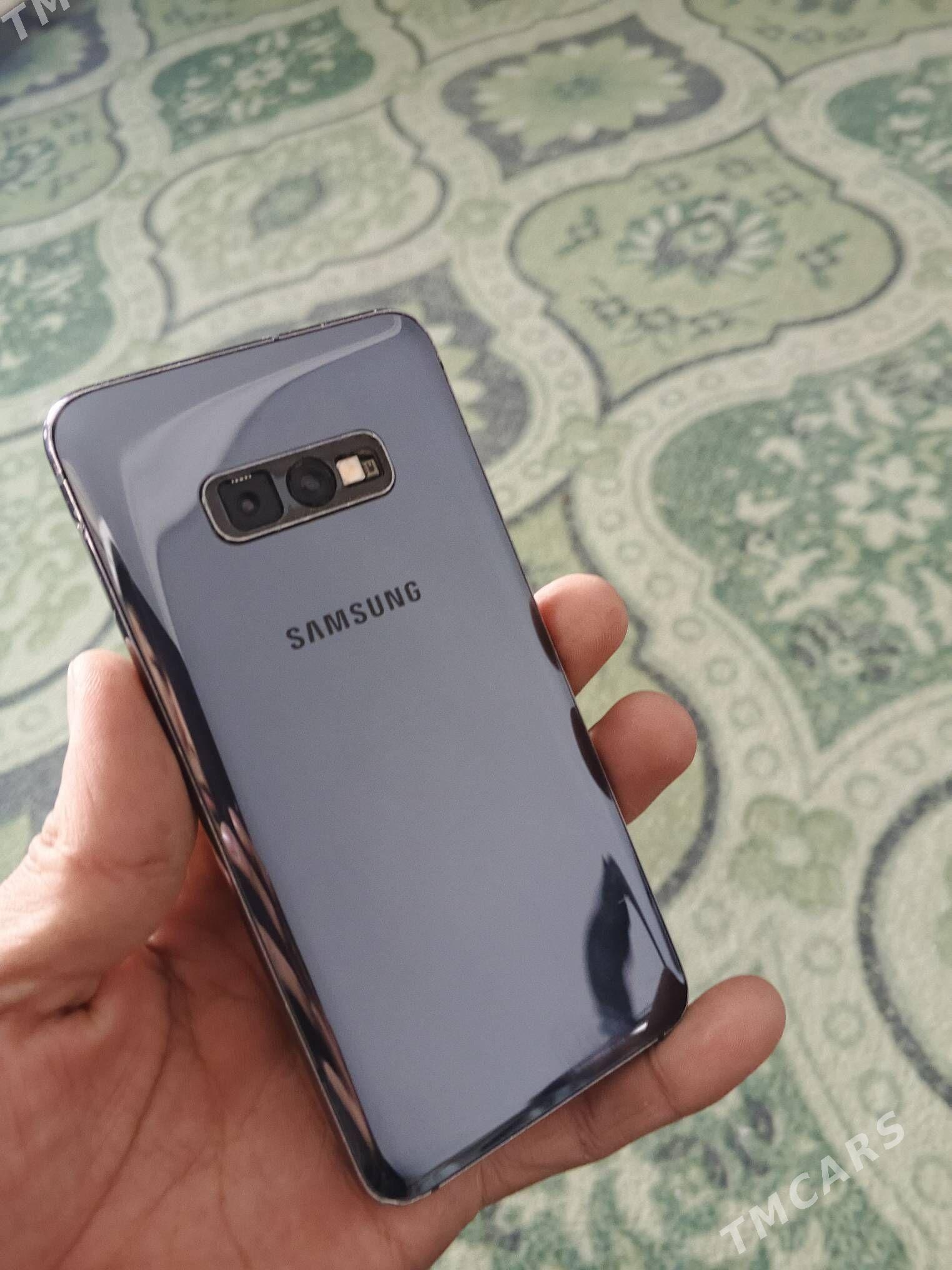 S10e  6/128 - Кëши - img 1