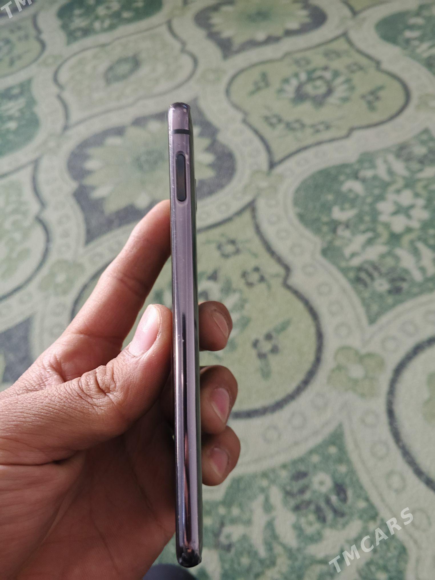 S10e  6/128 - Кëши - img 5