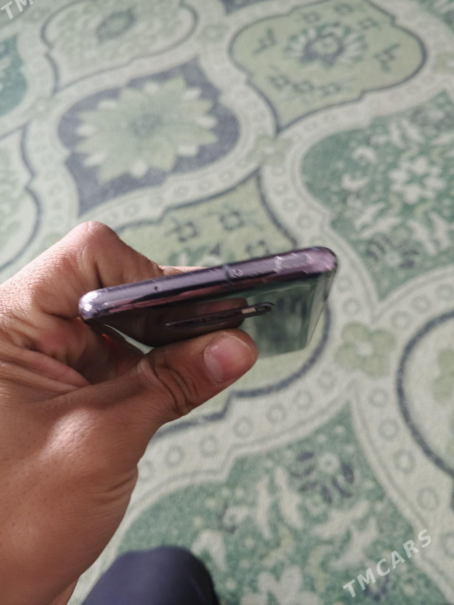 S10e  6/128 - Кëши - img 8