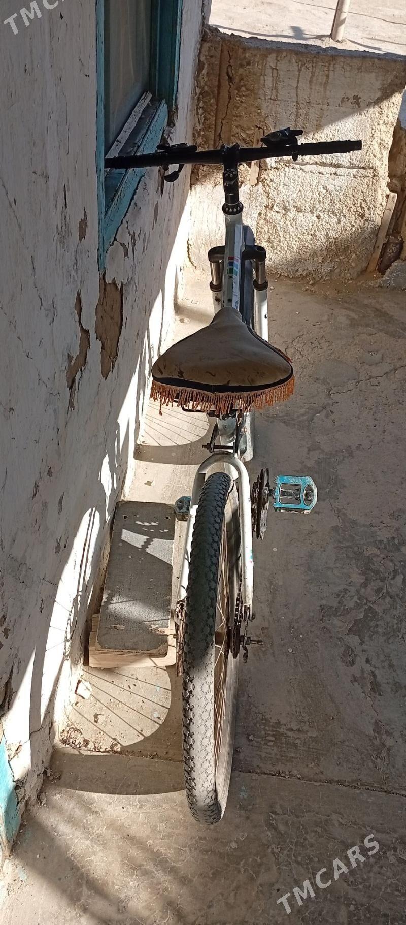 Bmw welik abmn gormeli - Гумдаг - img 3