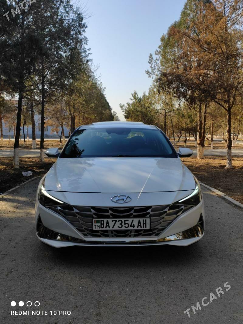 Hyundai Elantra 2021 - 246 000 TMT - Гёкдепе - img 2