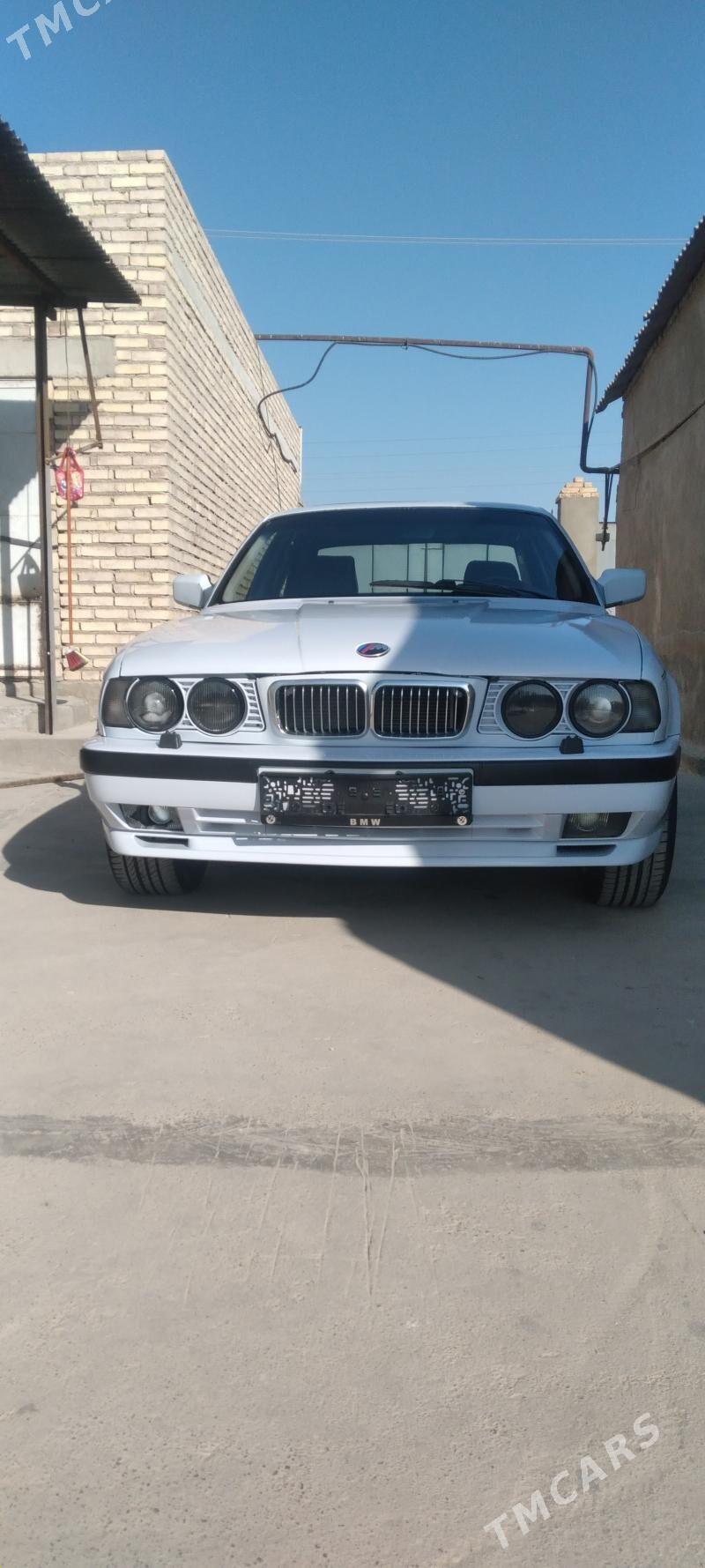 BMW 525 1989 - 45 000 TMT - Кака - img 1