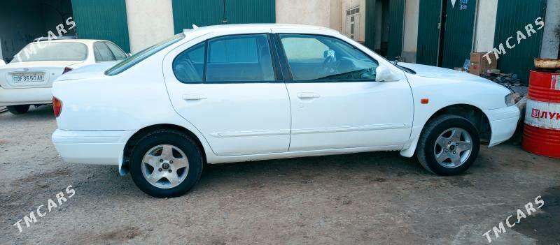 Nissan Primera 1998 - 23 000 TMT - Теджен - img 1