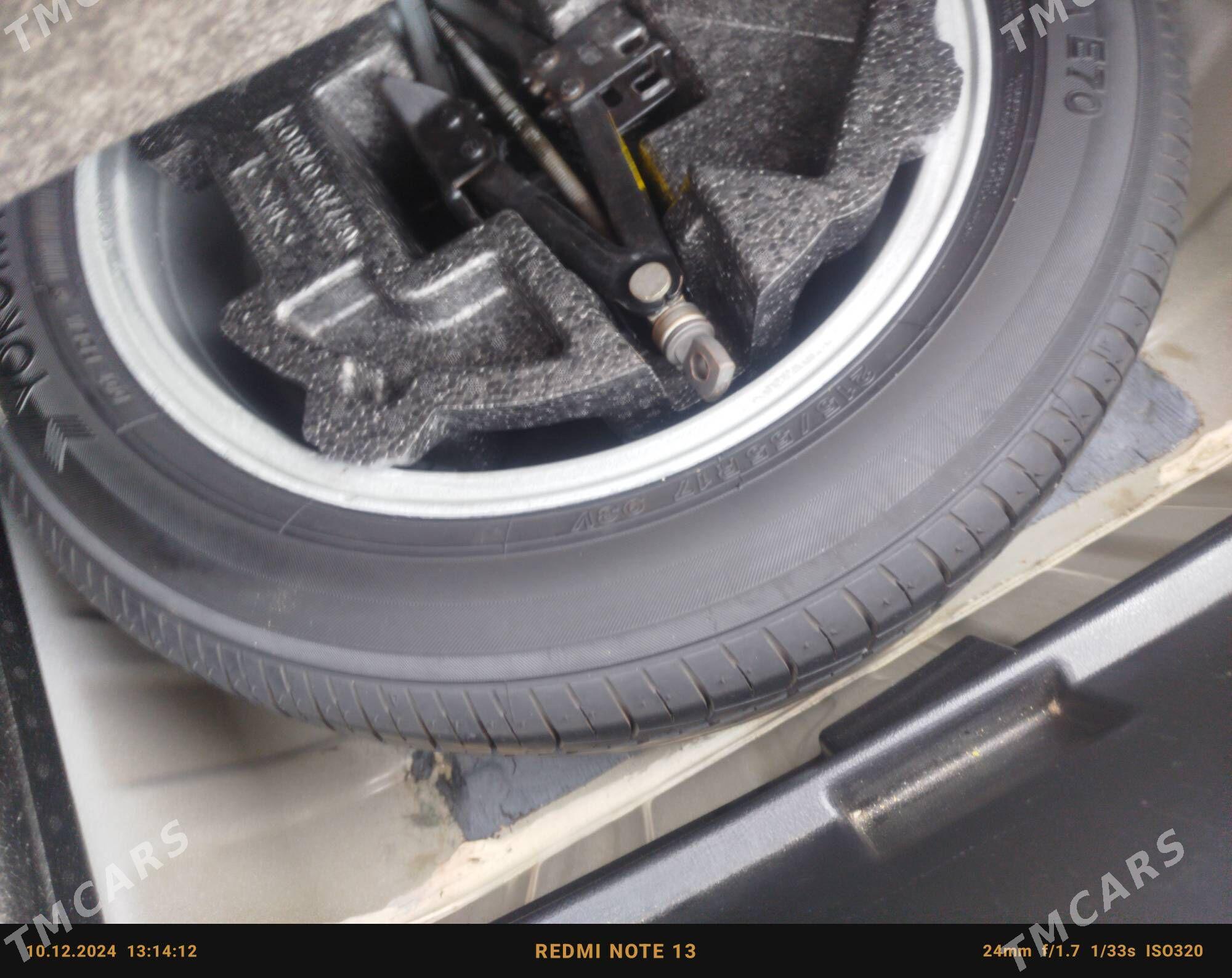 Toyota Avalon 2013 - 370 000 TMT - Теджен - img 9