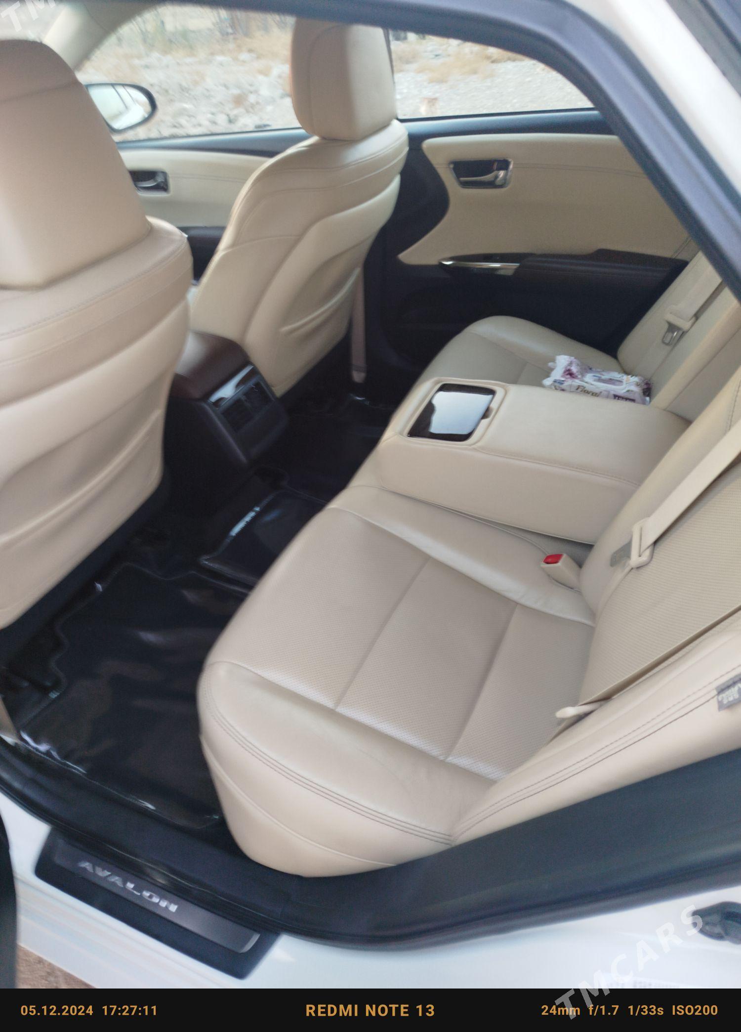 Toyota Avalon 2013 - 370 000 TMT - Теджен - img 1