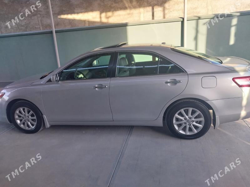 Toyota Camry 2010 - 220 000 TMT - Гёкдепе - img 4