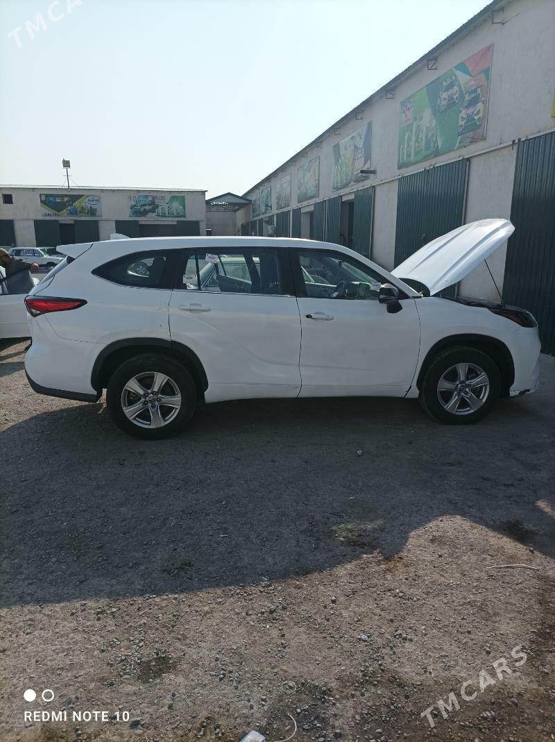 Toyota Highlander 2020 - 400 000 TMT - Теджен - img 2