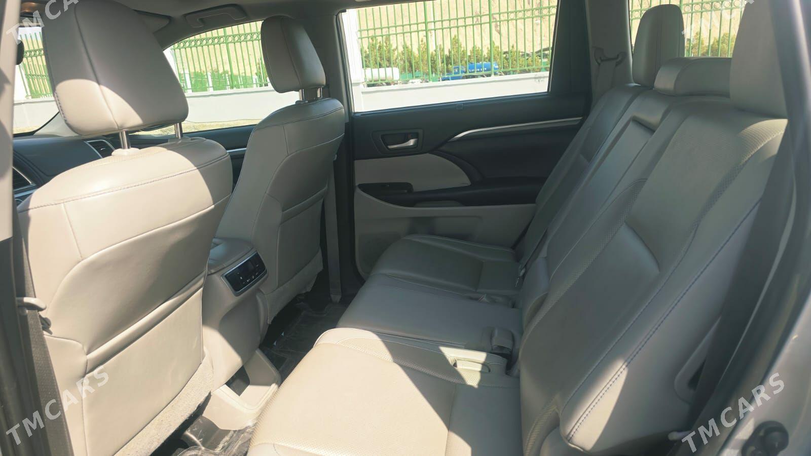 Toyota Highlander 2019 - 450 000 TMT - Туркменбаши - img 8