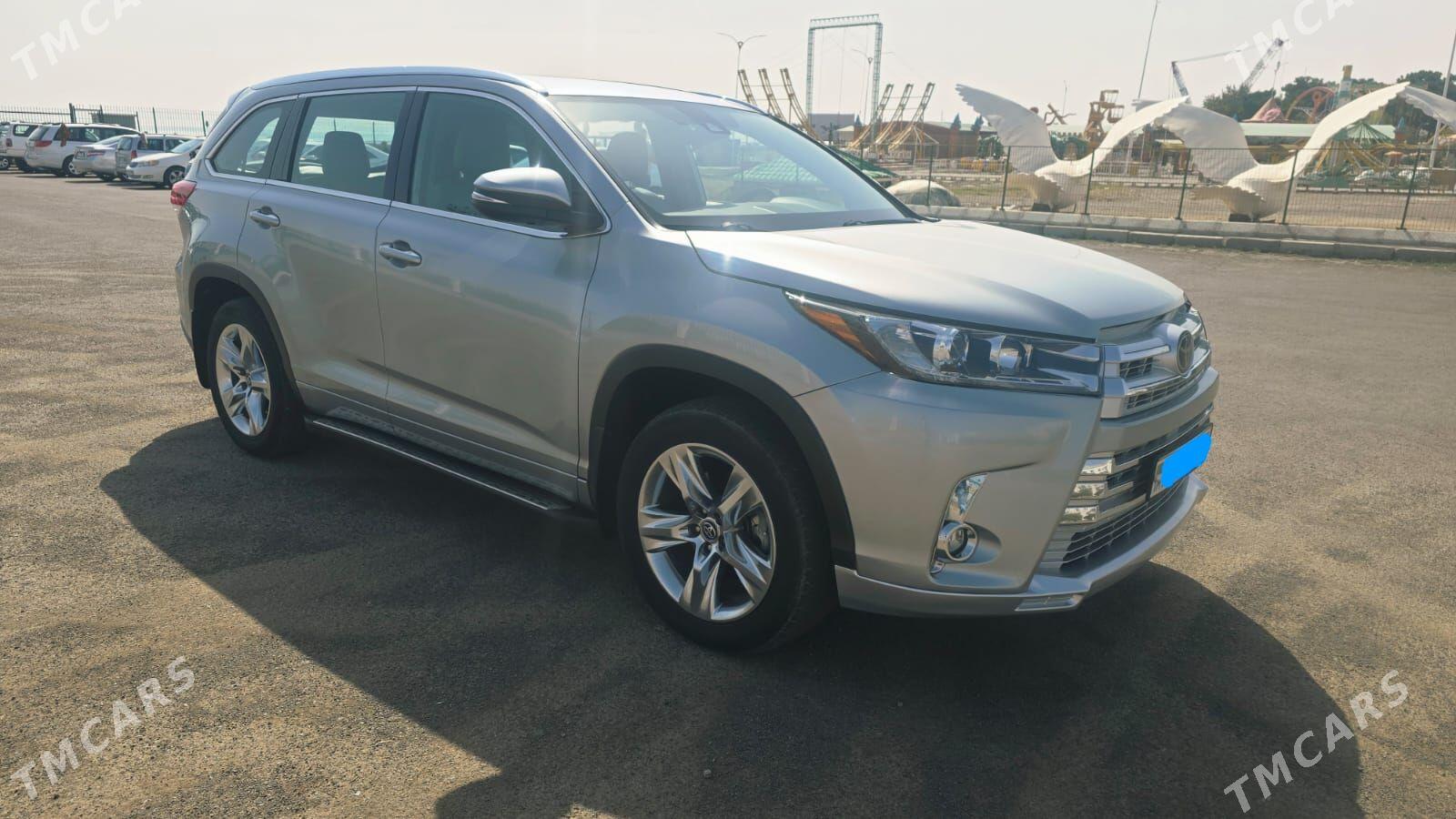 Toyota Highlander 2019 - 450 000 TMT - Туркменбаши - img 1