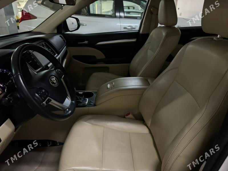 Toyota Highlander 2017 - 400 000 TMT - Aşgabat - img 4