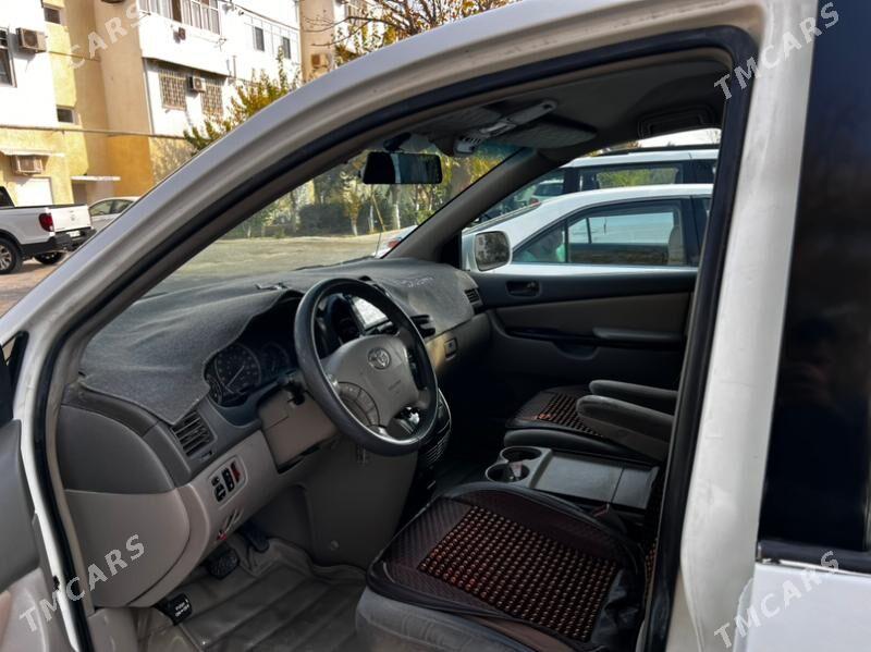 Toyota Sienna 2004 - 165 000 TMT - Aşgabat - img 5
