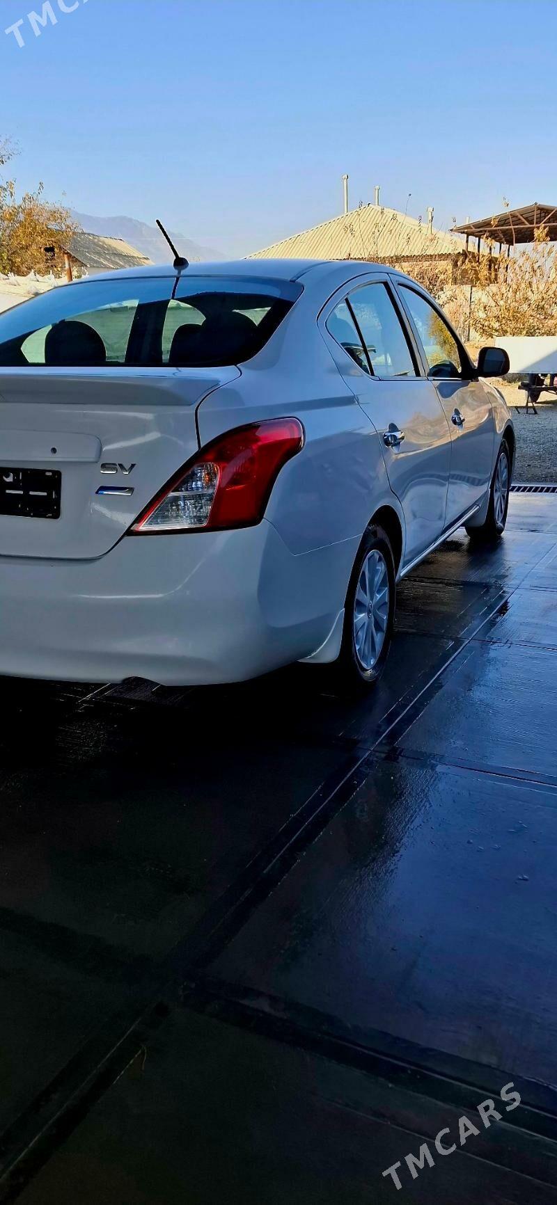 Nissan Versa 2012 - 130 000 TMT - Ашхабад - img 5