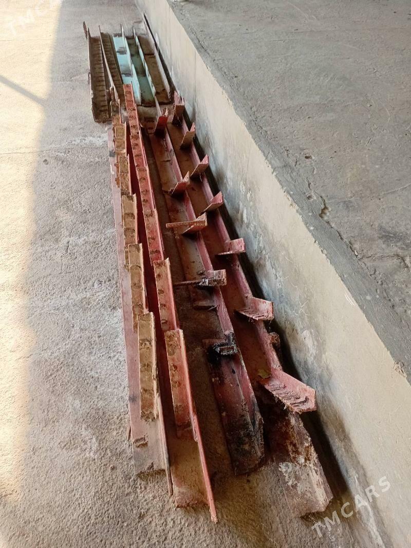 железные угольники - Türkmenabat - img 4