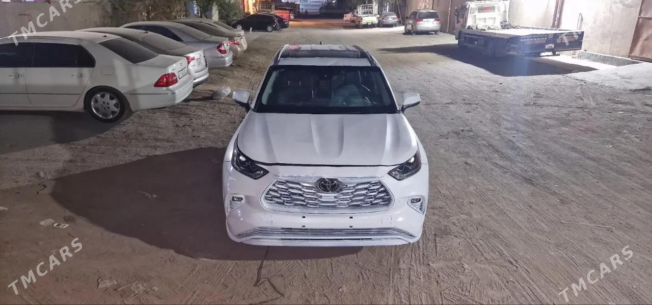 Toyota Highlander 2023 - 380 000 TMT - Мары - img 3