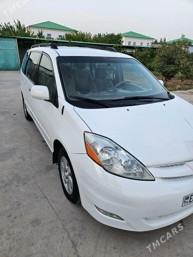 Toyota Sienna 2009 - 200 000 TMT - Aşgabat - img 5