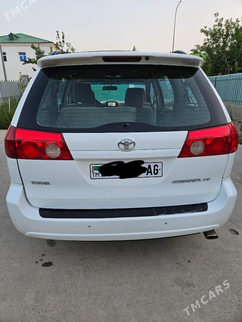 Toyota Sienna 2009 - 200 000 TMT - Aşgabat - img 2
