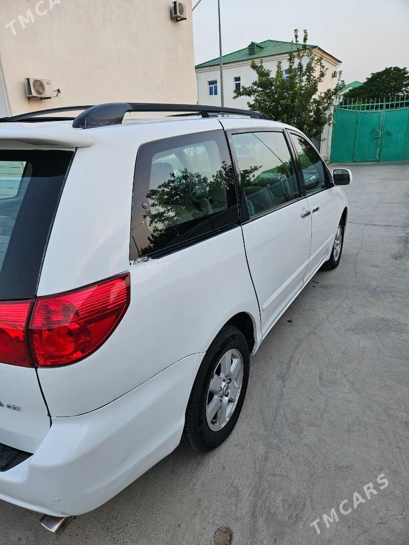 Toyota Sienna 2009 - 200 000 TMT - Aşgabat - img 4